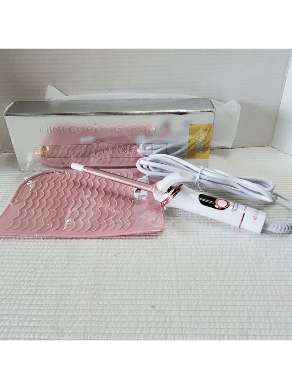 Ukliss Mini Curling Iron WT-148-2 1/2" Barrel Skinny Pink White In Box Works